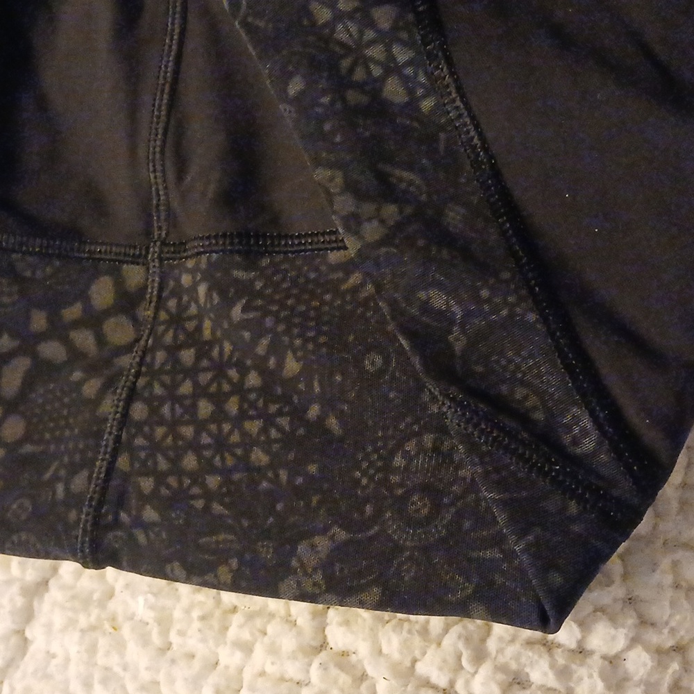 Lululemon Black Patterned Semi-sheer Leggings 6